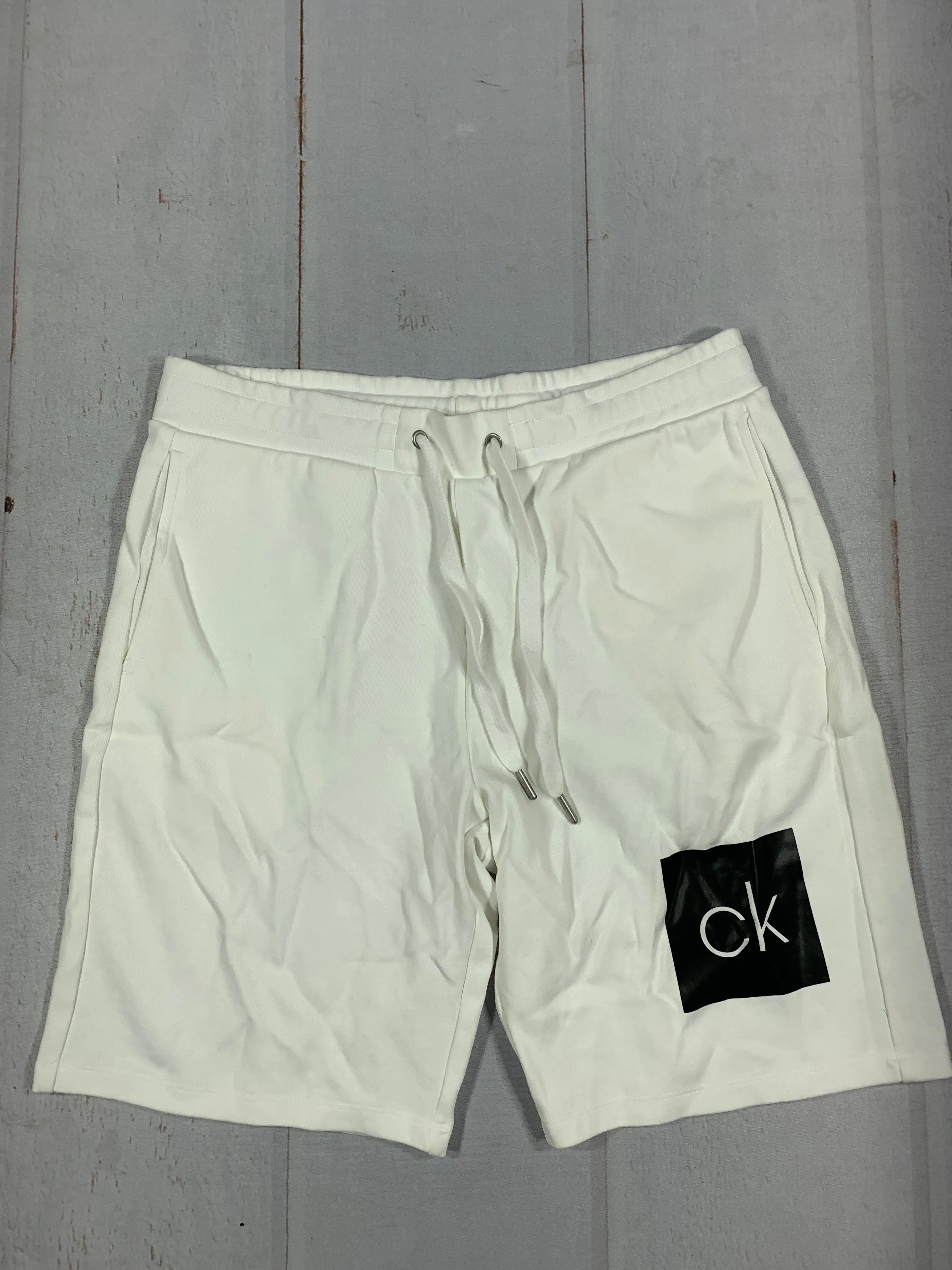 Calvin Klein Shorts size Medium
