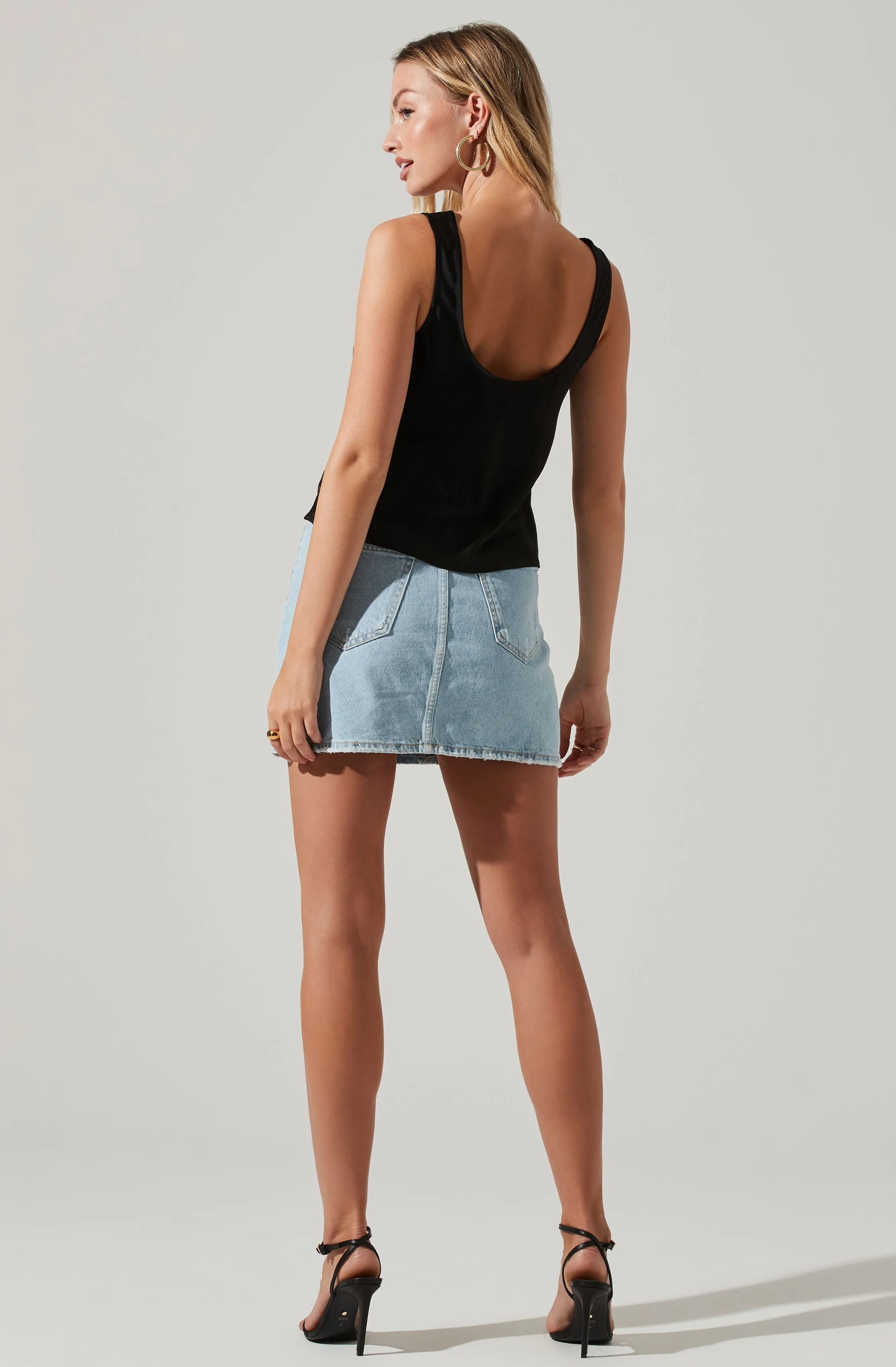 Julie Cinched Front Top