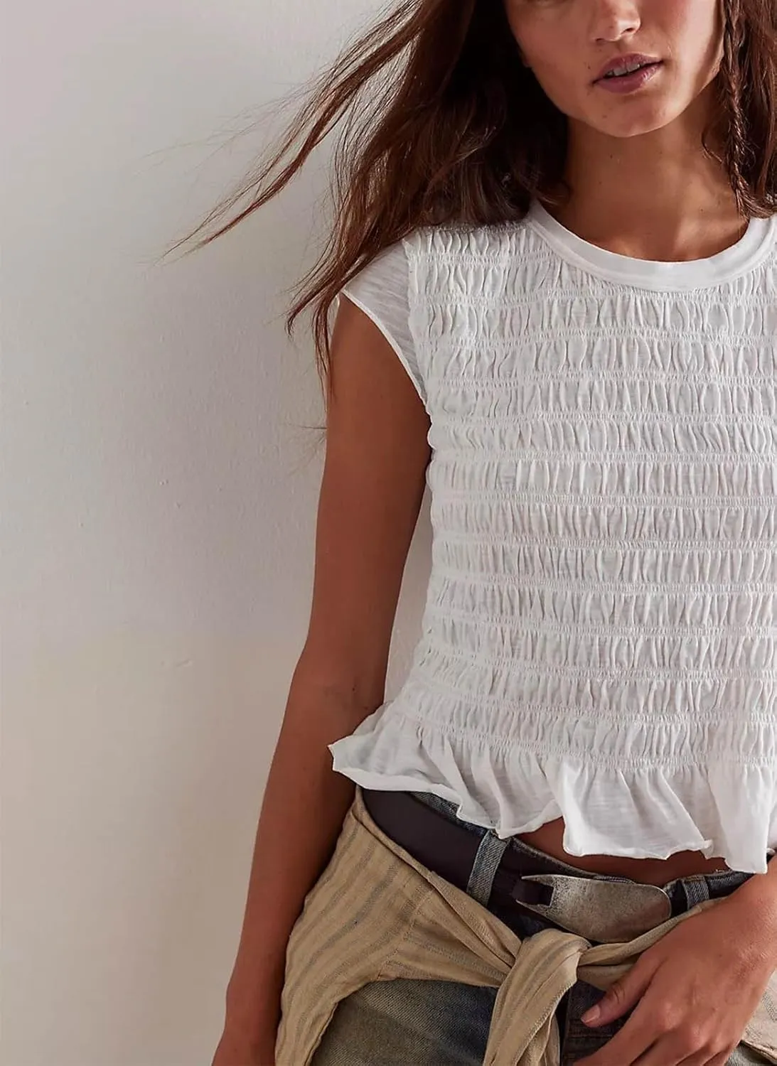 Womens Summer Top Cap Sleeve Smocked Shirts Ruffle Hem Going Out Tops Shirred Tank Crop Tee Y2K Outfits
